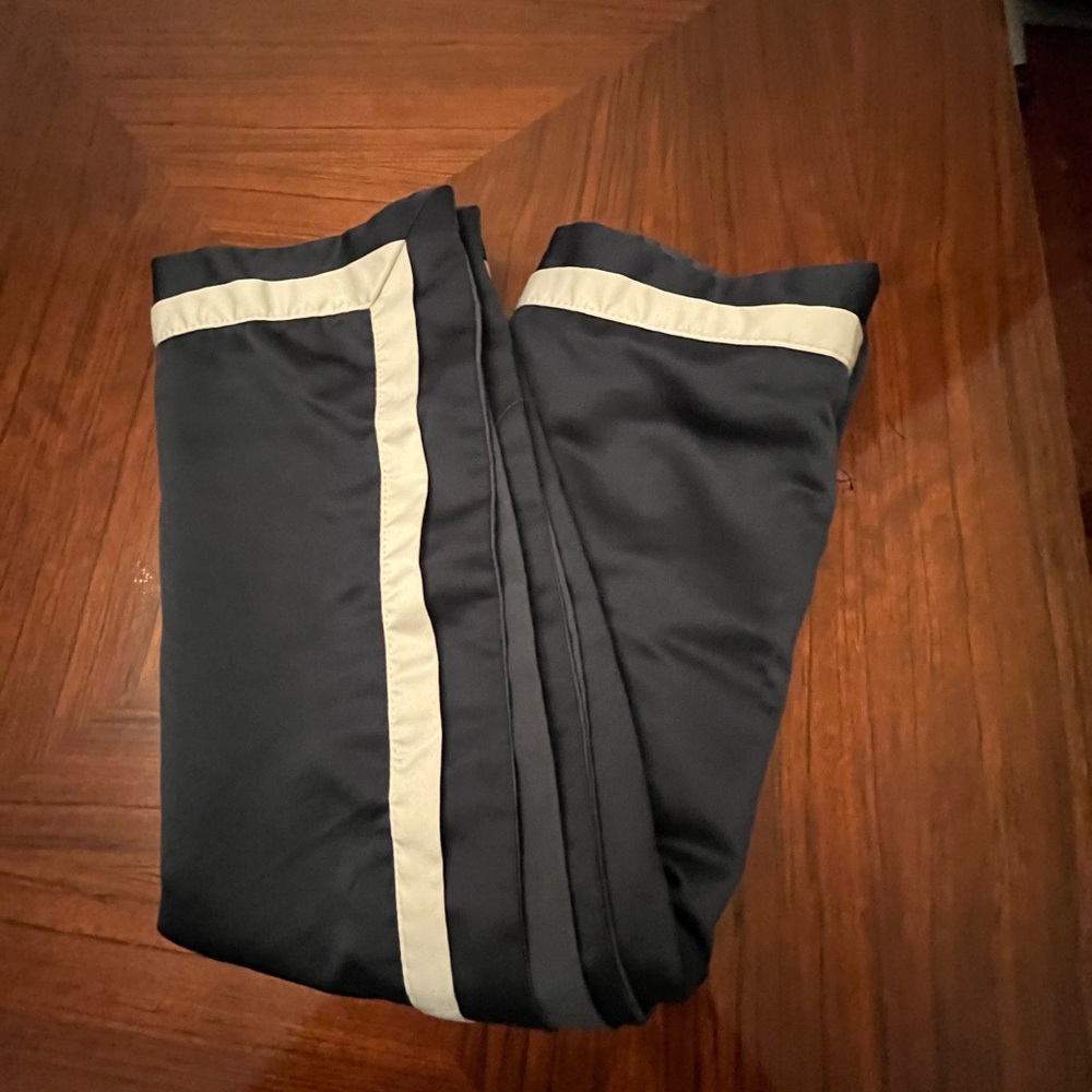 Madison Park Black and White pillow sham (2)